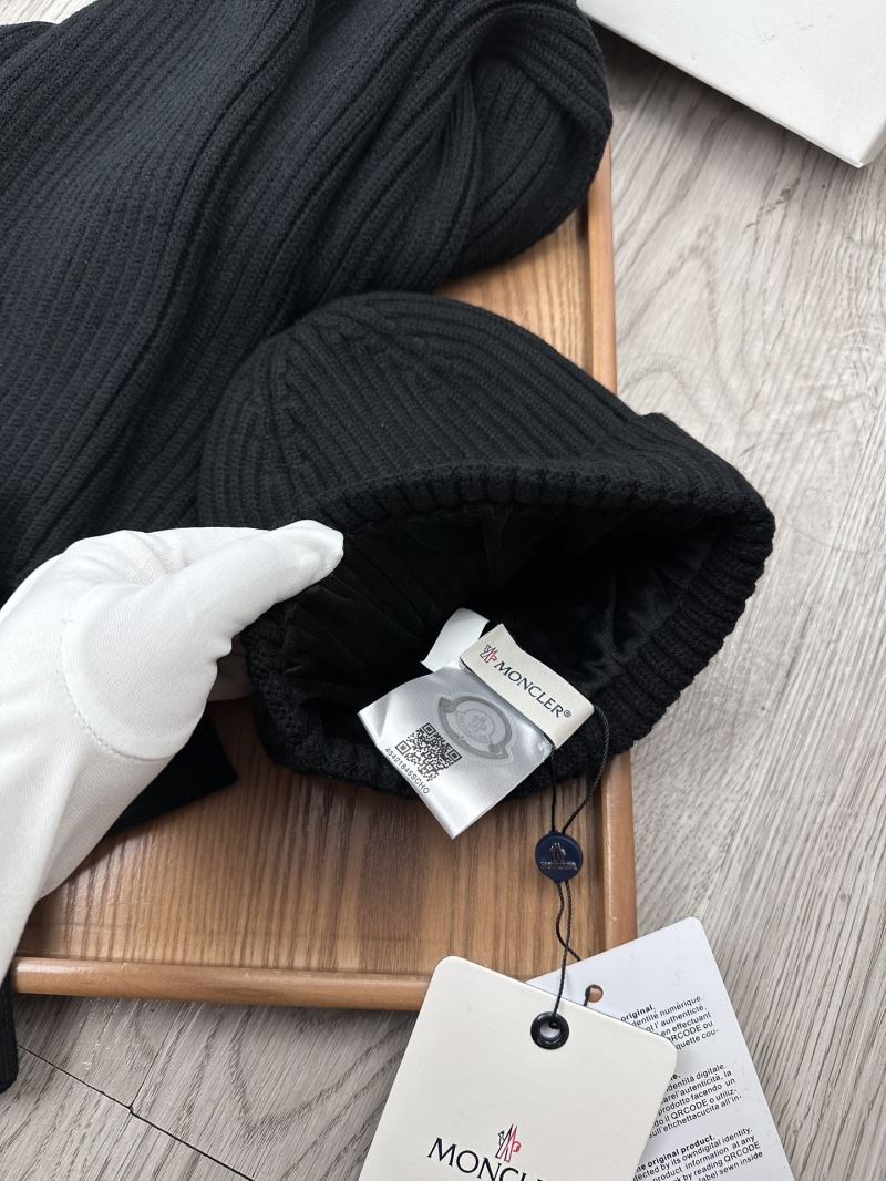 Moncler Caps Scarfs